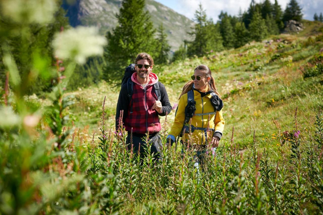 Le Massif Hotel & Lodge Courmayeur The Leading Hotels Of The World Esterno foto