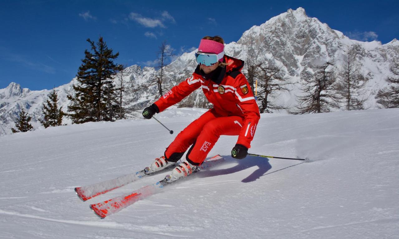 Le Massif Hotel & Lodge Courmayeur The Leading Hotels Of The World Esterno foto