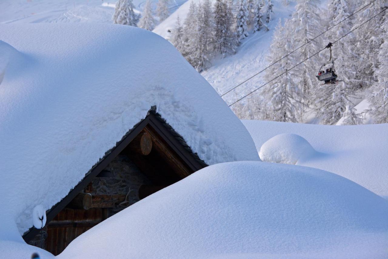 Le Massif Hotel & Lodge Courmayeur The Leading Hotels Of The World Esterno foto