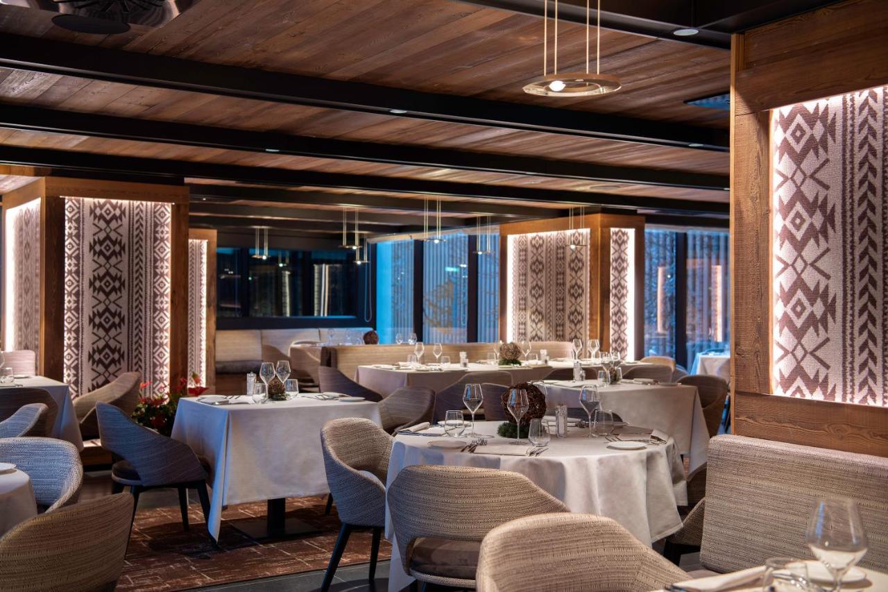 Le Massif Hotel & Lodge Courmayeur The Leading Hotels Of The World Esterno foto