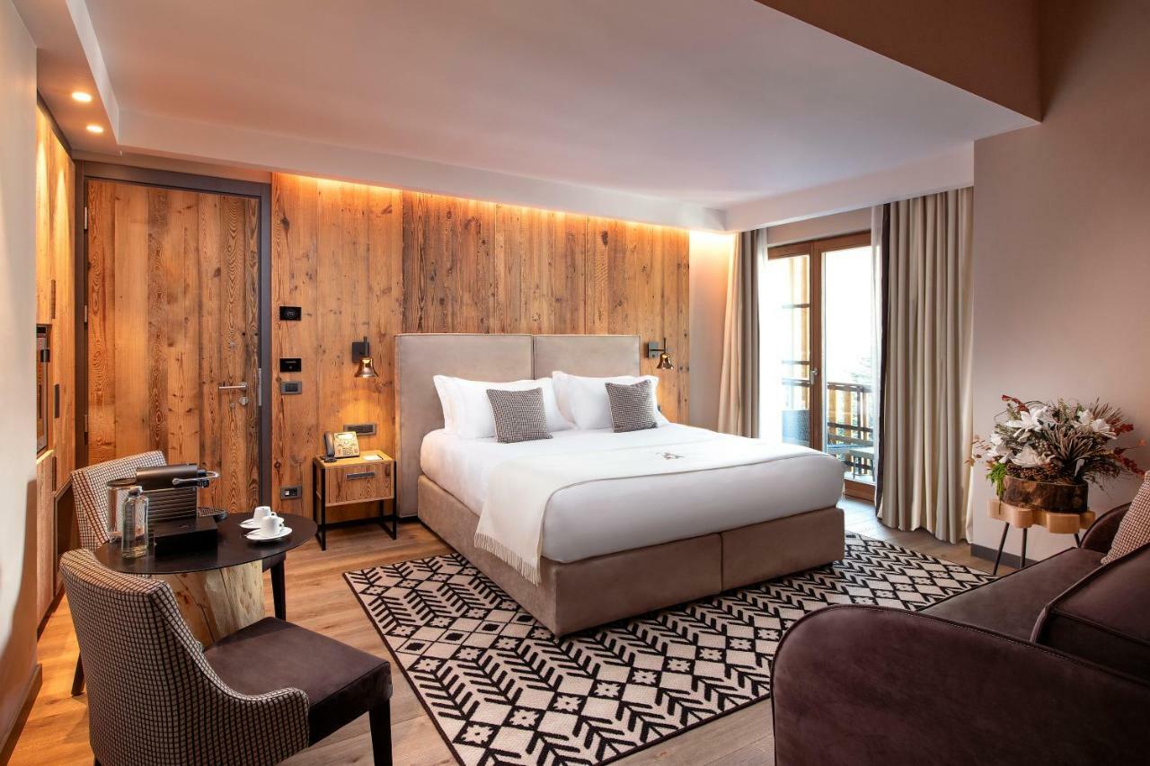 Le Massif Hotel & Lodge Courmayeur The Leading Hotels Of The World Esterno foto