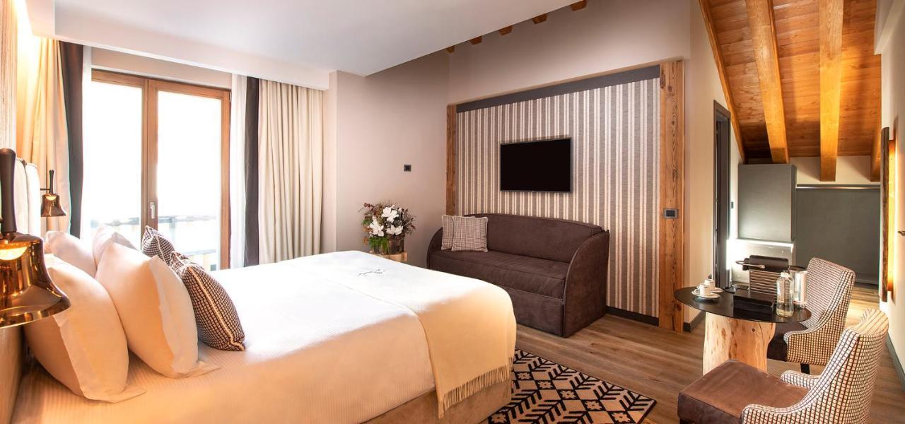 Le Massif Hotel & Lodge Courmayeur The Leading Hotels Of The World Esterno foto
